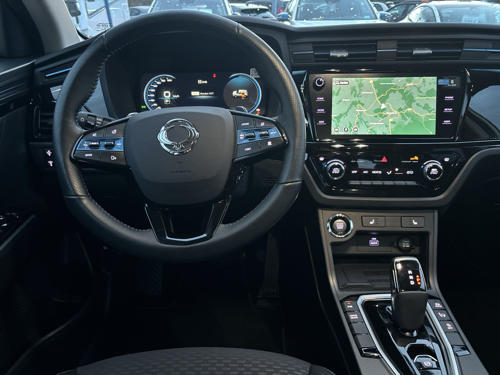 Korando e-Motion Platinum 1,5T ANHÄNGELAST+NAVI