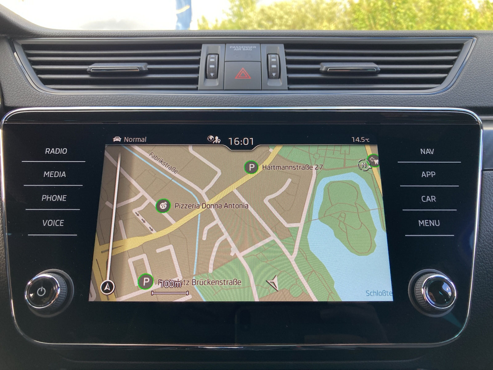 SUPERB 2.0 TDI DSG COMBI SPORTLINE NAVI+AHK+LED