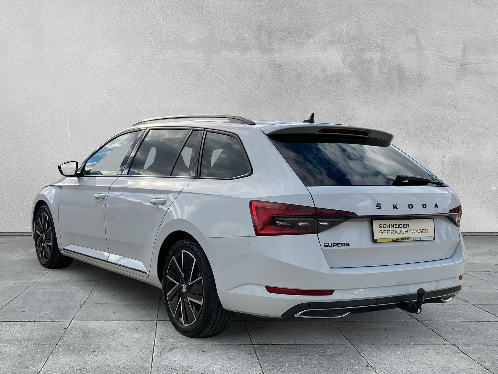 SUPERB 2.0 TDI DSG COMBI SPORTLINE NAVI+AHK+LED