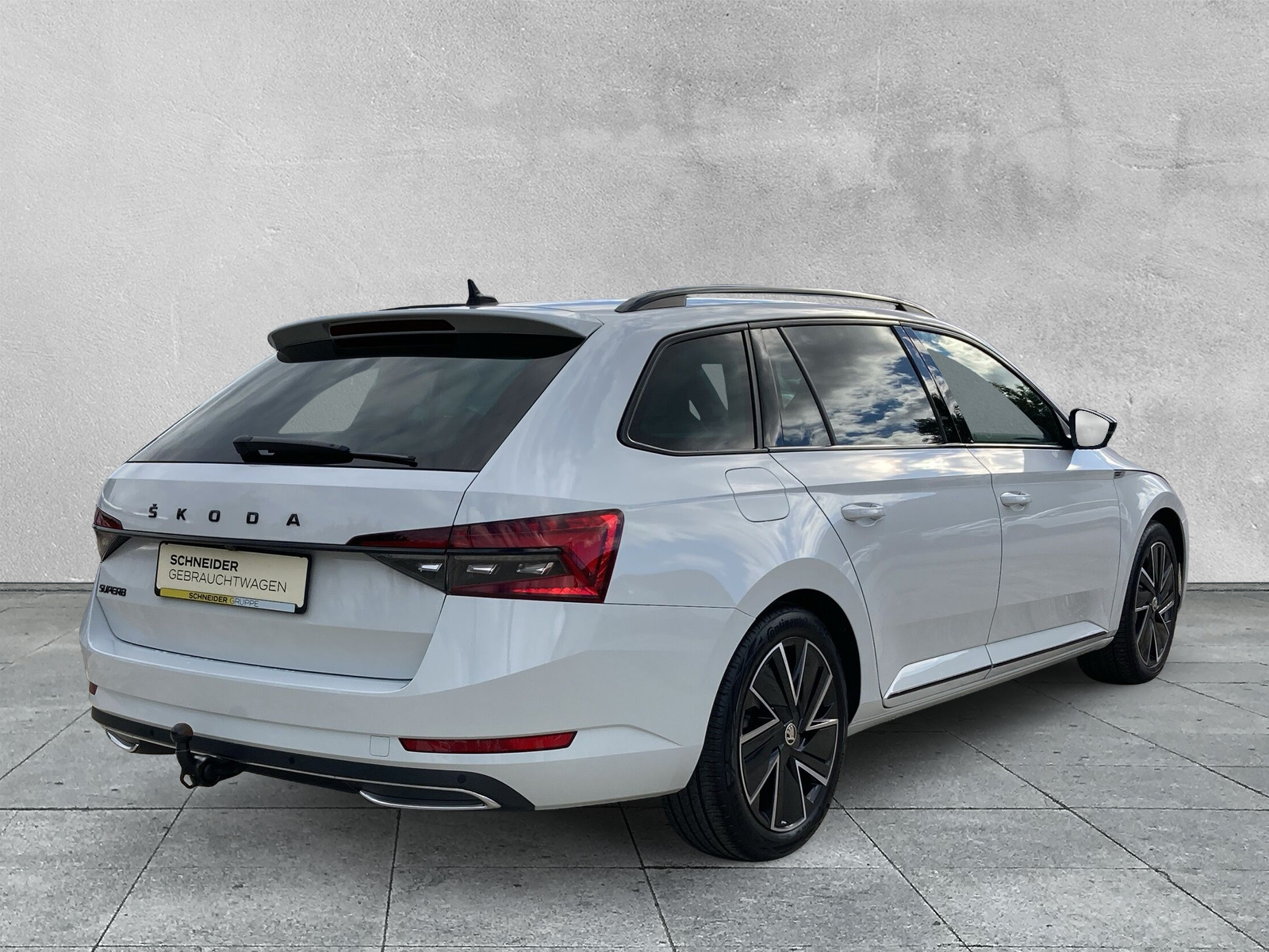 SUPERB 2.0 TDI DSG COMBI SPORTLINE NAVI+AHK+LED