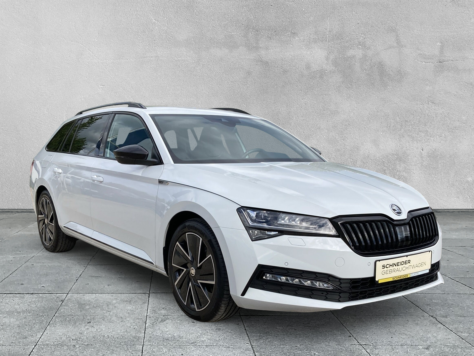 SUPERB 2.0 TDI DSG COMBI SPORTLINE NAVI+AHK+LED
