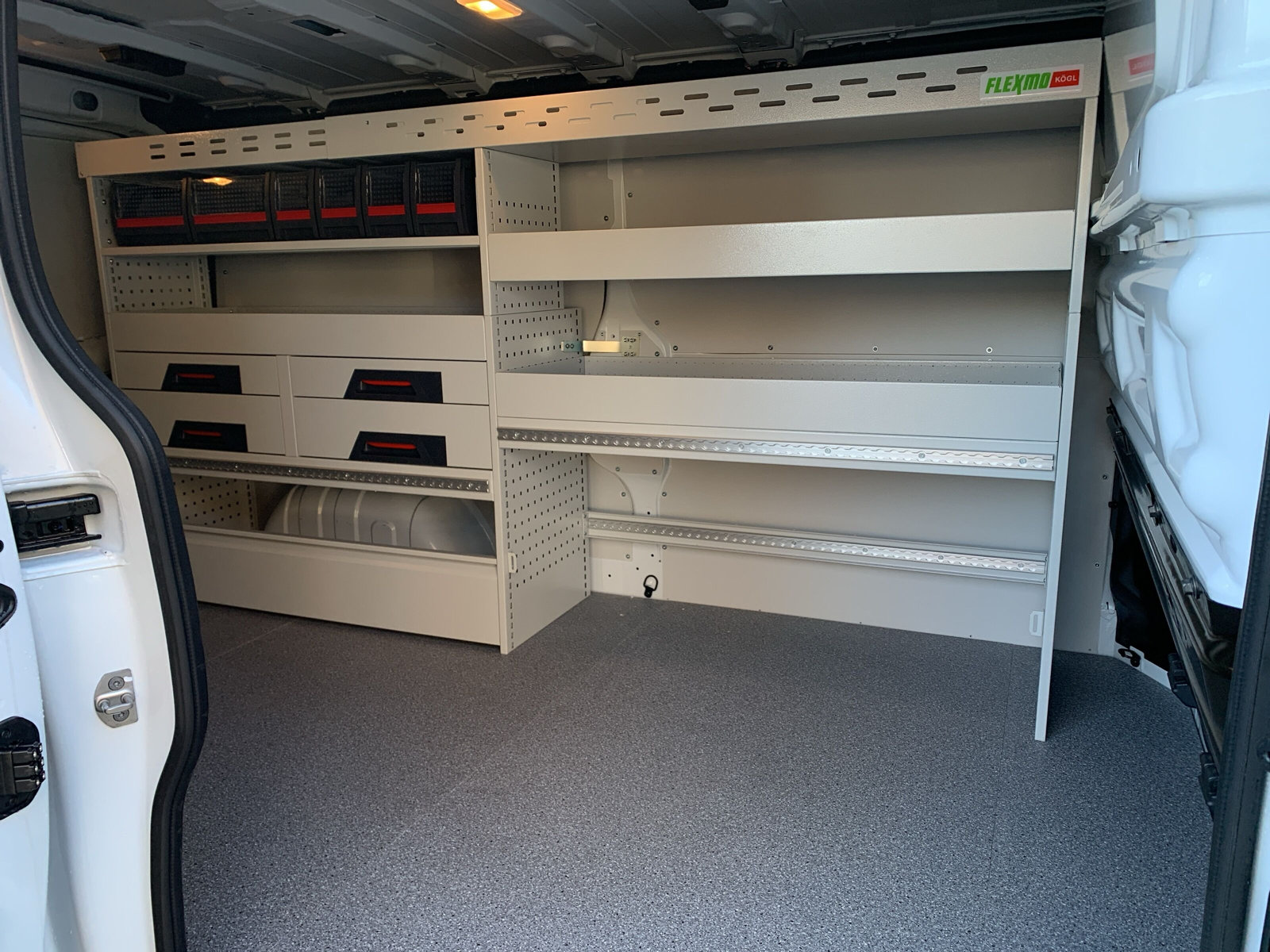 Trafic LKW Komfort L2H1 3,1t Blue dCi 130 NAVI