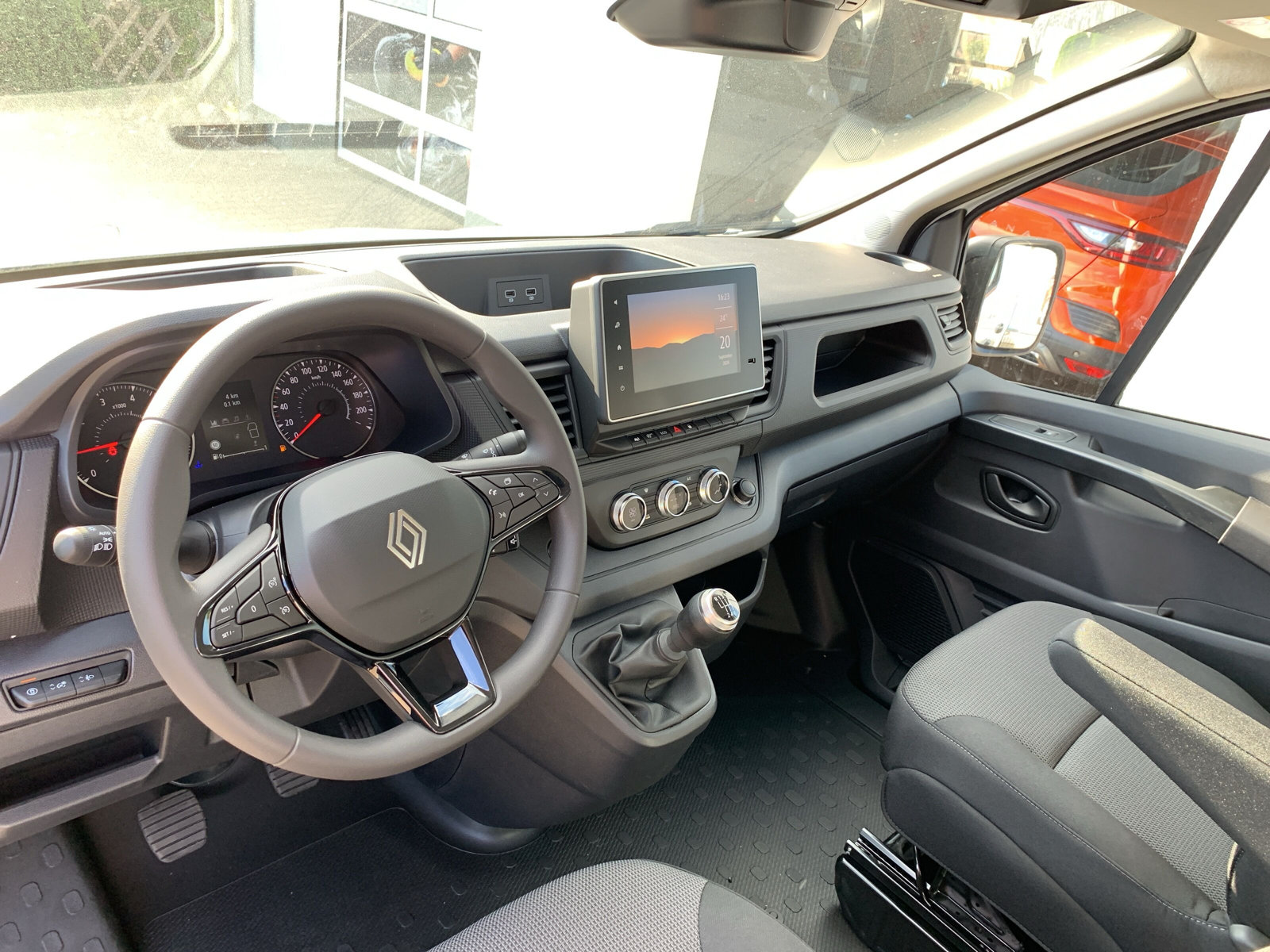 Trafic LKW (TRU) Komfort dCi 130 PDC+KAMERA+LED