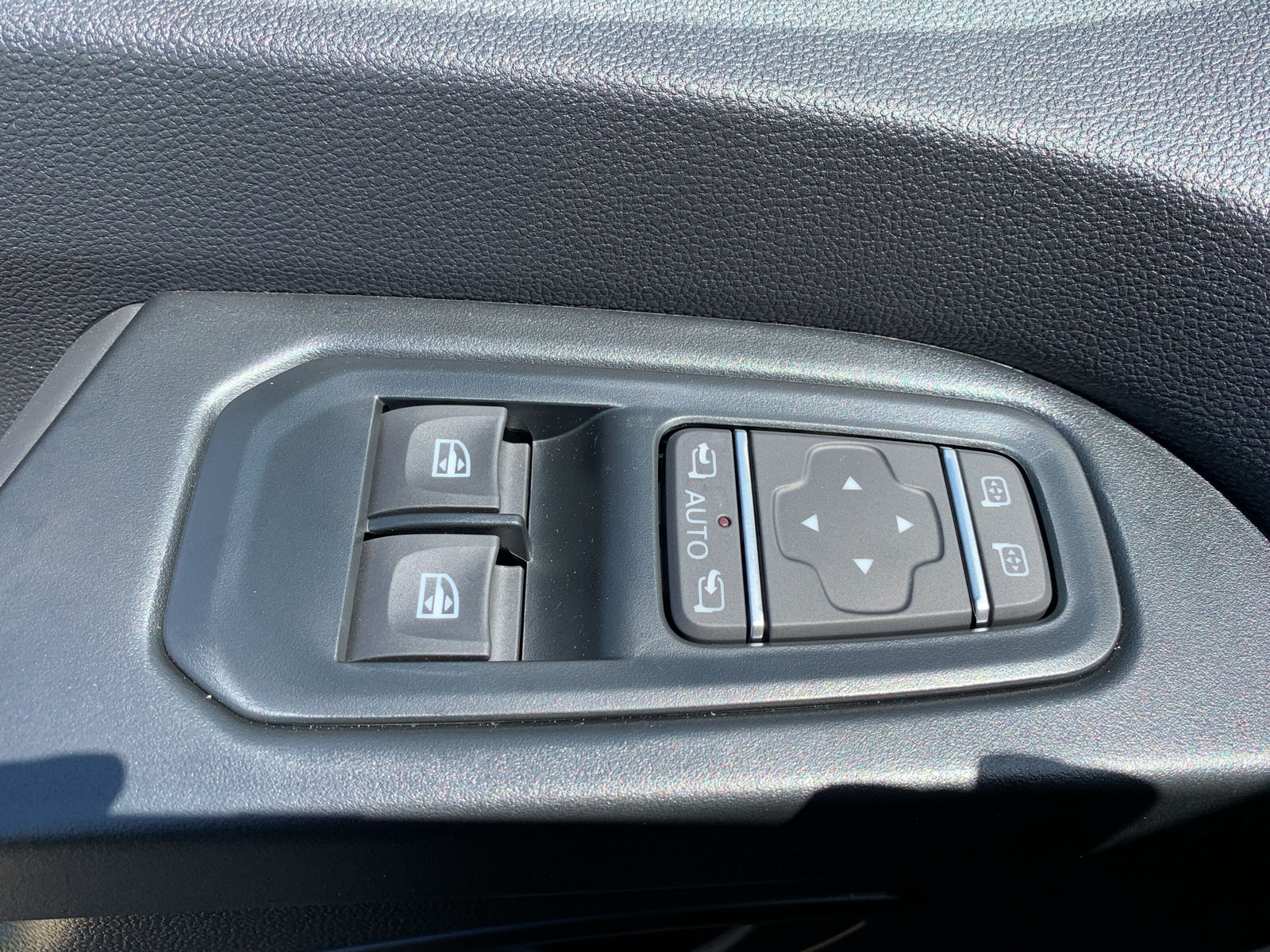 Trafic KOMFORT L2H1 BLUE dCi 150 NAVI+KLIMA+GJR
