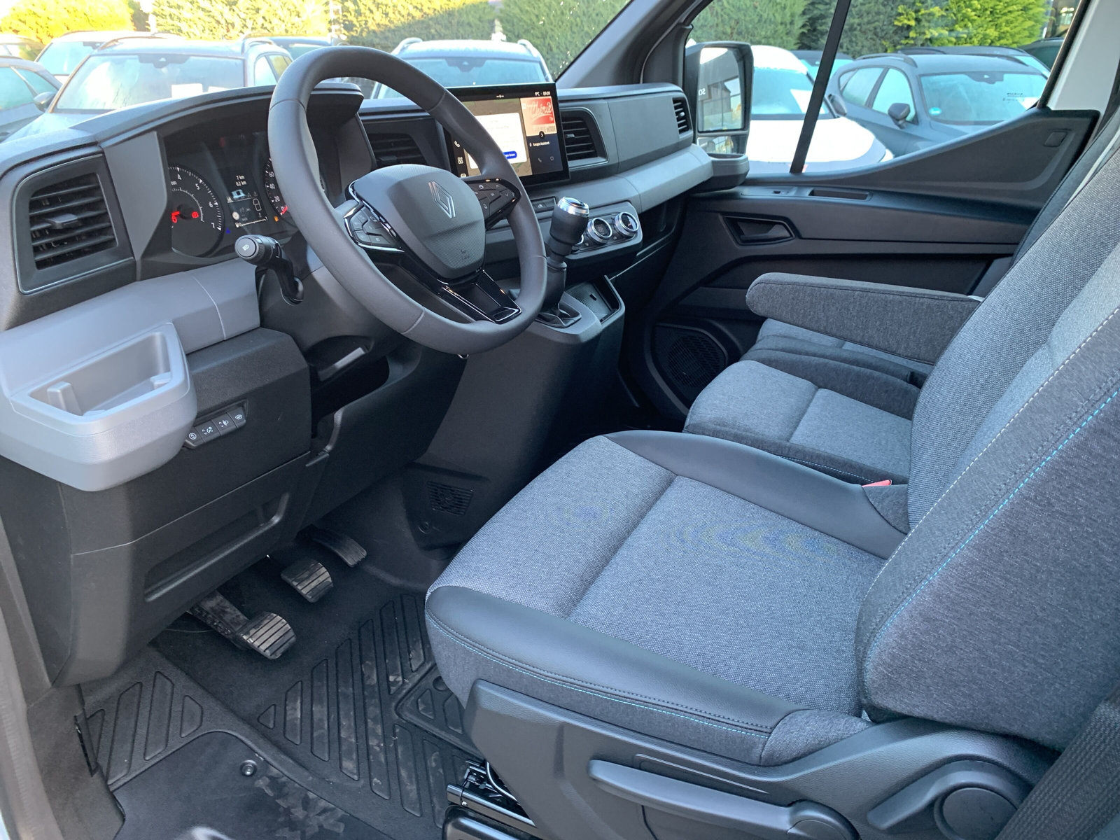 Master Extra Blue dCi 150 L2H2 3,5t NAVI+GJR+LED