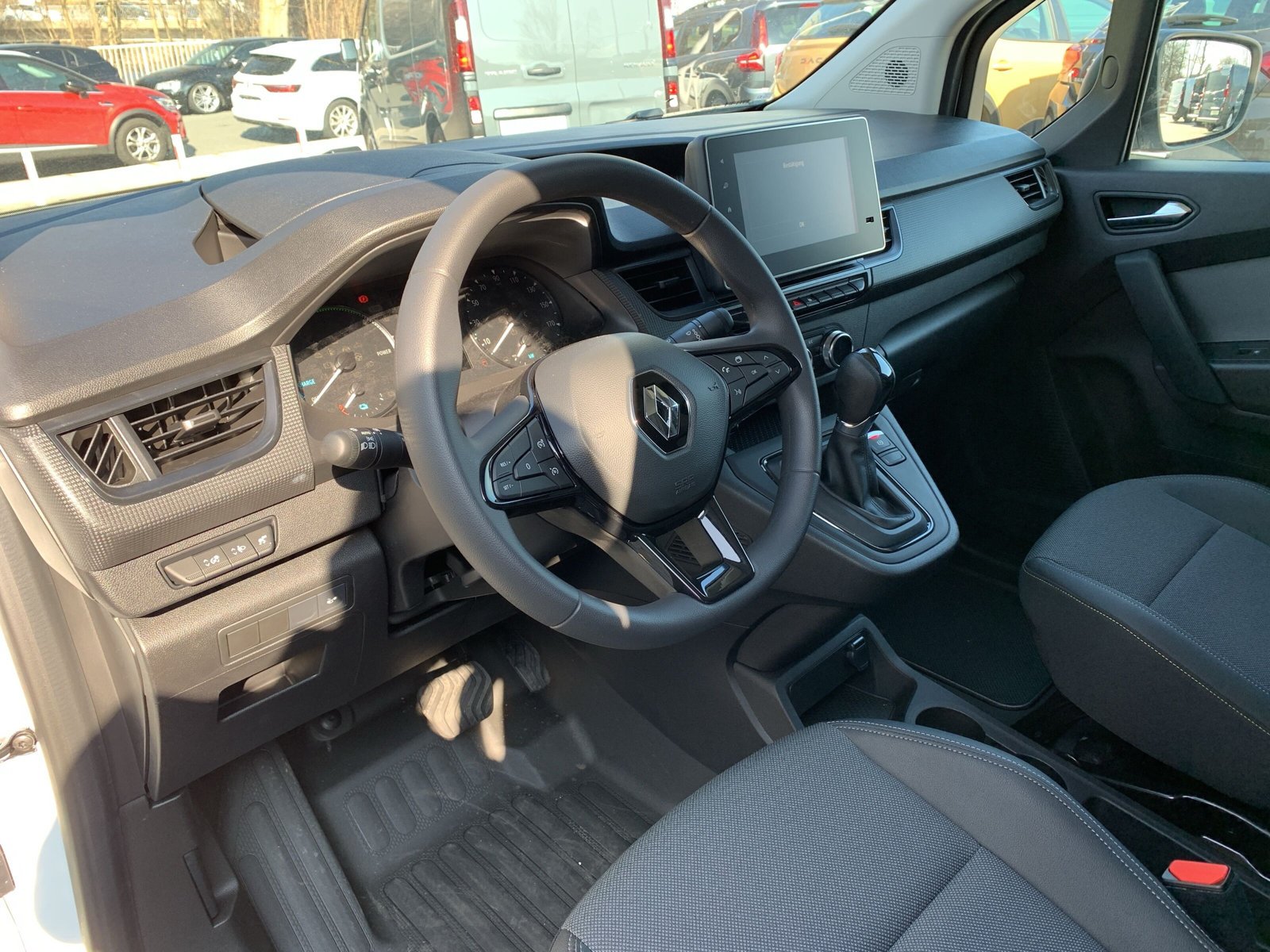 Kangoo ADVANCE L2 E-TECH 22kW LED+KAMERA+NAVI