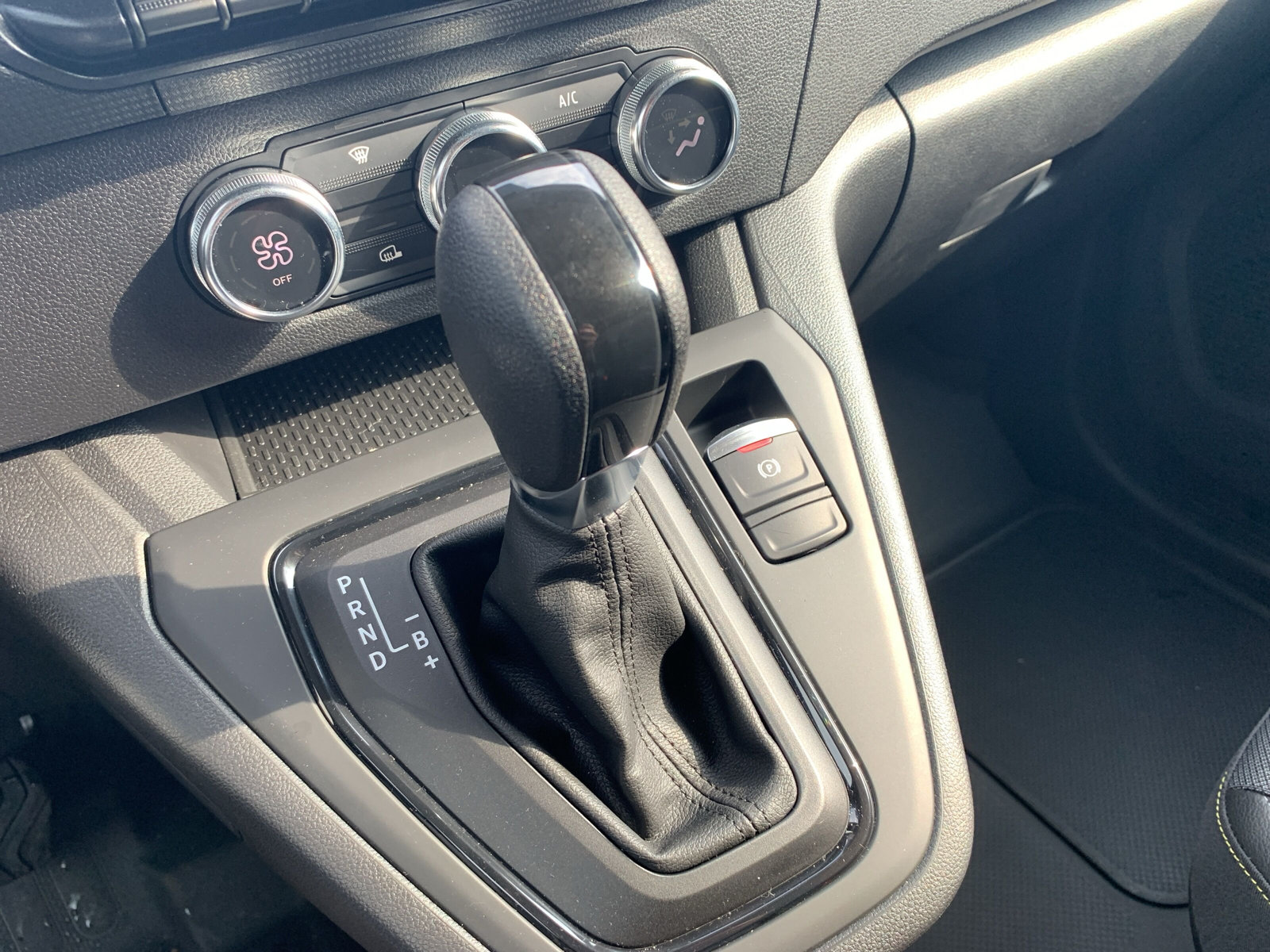 Kangoo E-TECH RAPID ADVANCE L2 22KW LED+PDC+NAVI