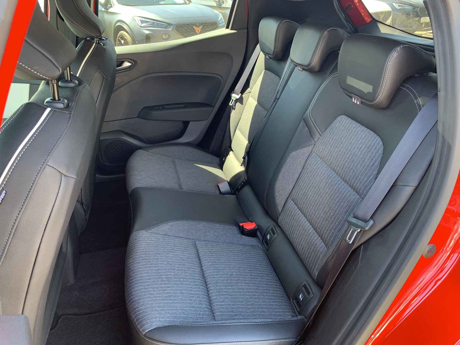 Clio TECHNO TCE 90 X-TRONIC KAMERA+ACC+DAB