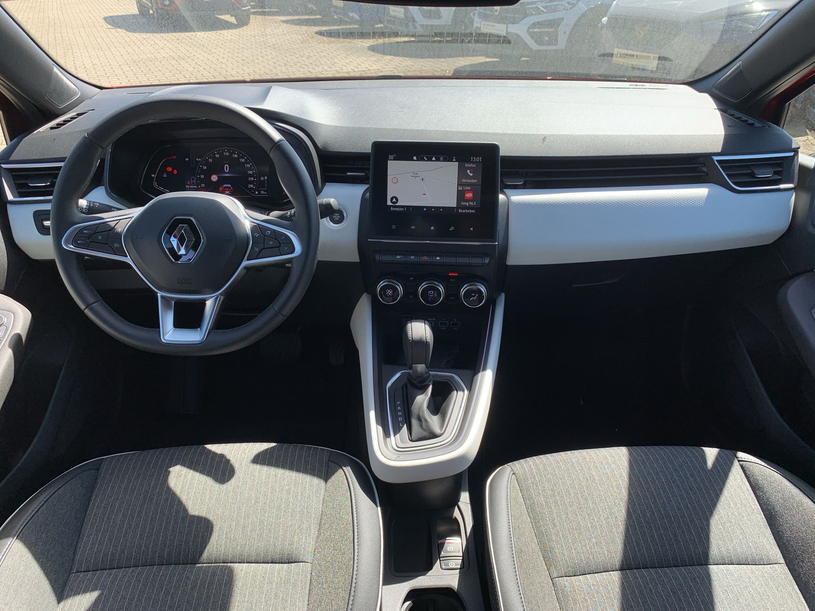 Clio TECHNO TCE 90 X-TRONIC KAMERA+ACC+DAB
