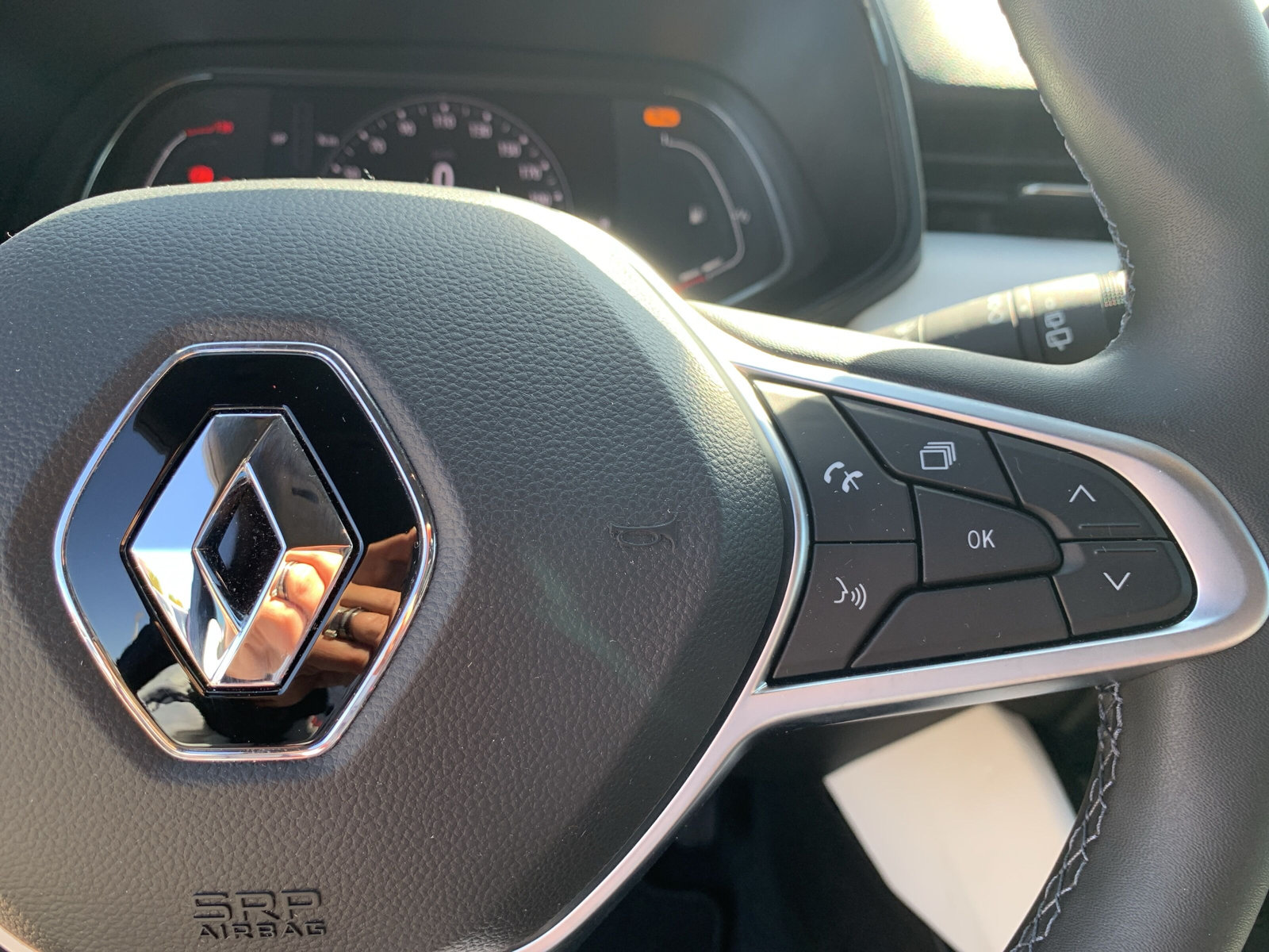 Clio TECHNO TCE 90 X-TRONIC KAMERA+ACC+DAB