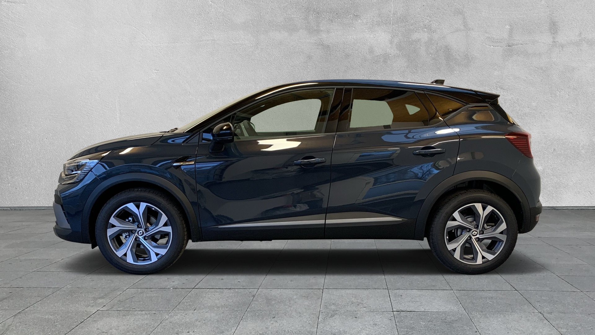 Captur R.S. Line 1.3 TCe140 KAMERA+PANO+BOSE+SHZ