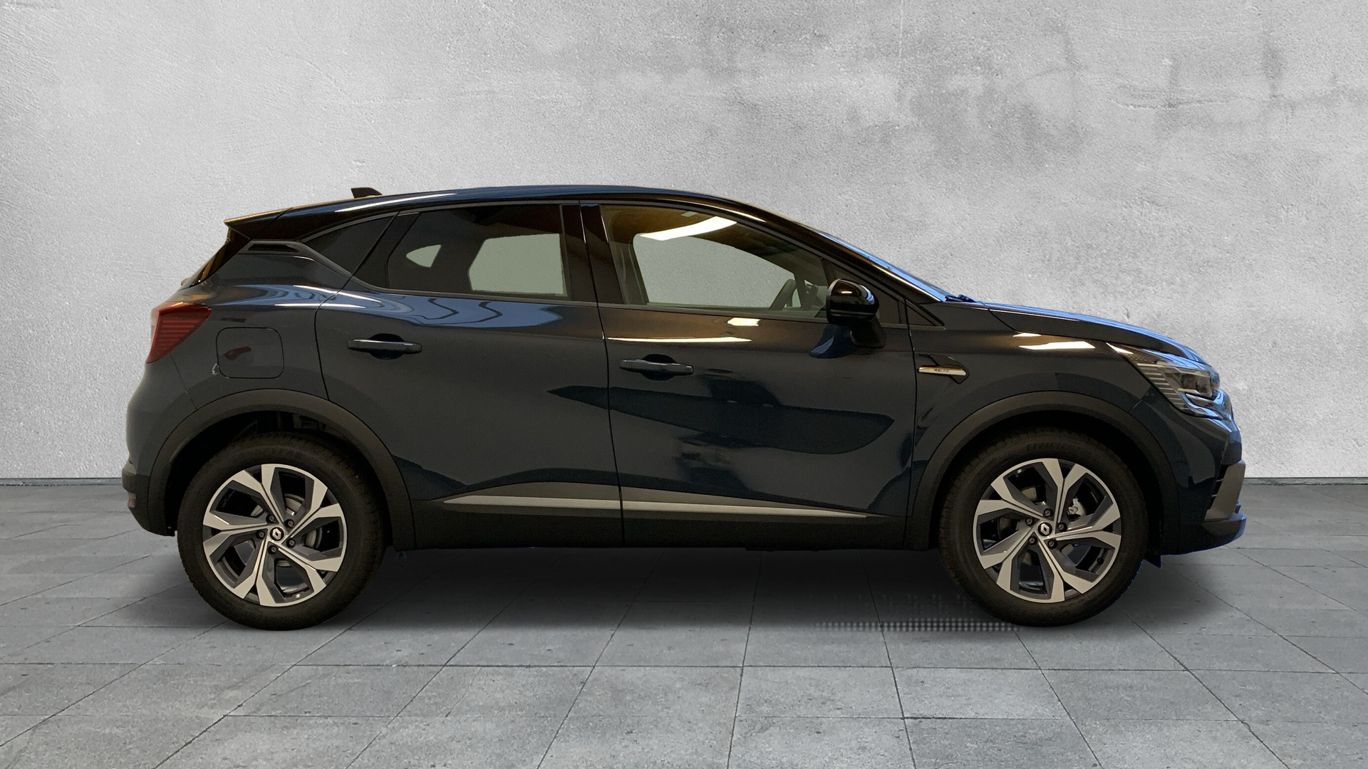Captur R.S. Line 1.3 TCe140 KAMERA+PANO+BOSE+SHZ