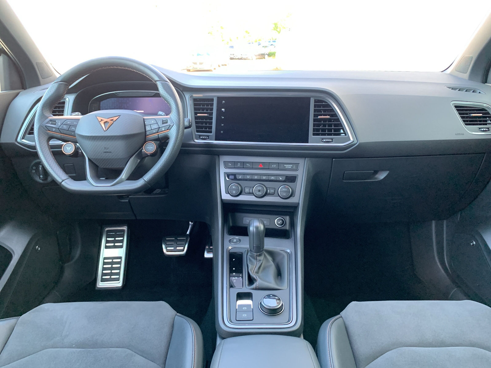 Ateca 2.0 TSI 4DRIVE LED+NAVI+360+ACC+KLIMA+DAB+