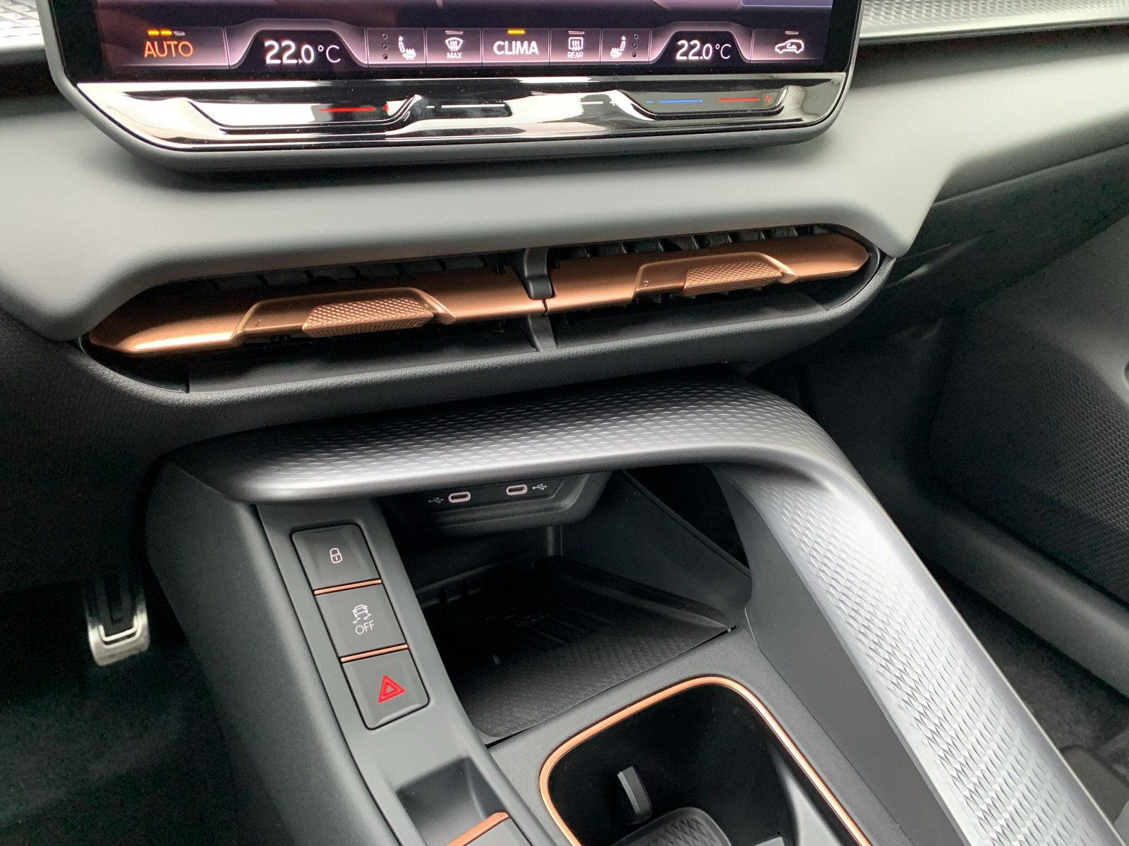 Terramar 1.5 eTSI DSG AHK+NAVI+ACC+DAB+MATRIX