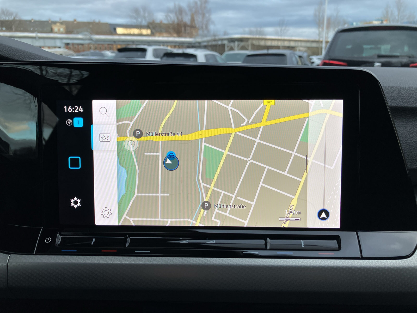 Golf VIII Variant MOVE 1.5 eTSI DSG LED+NAVI+SHZ